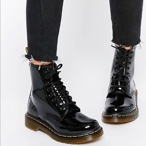 Dr Martens modern classics 1460 patent 8-eye boots